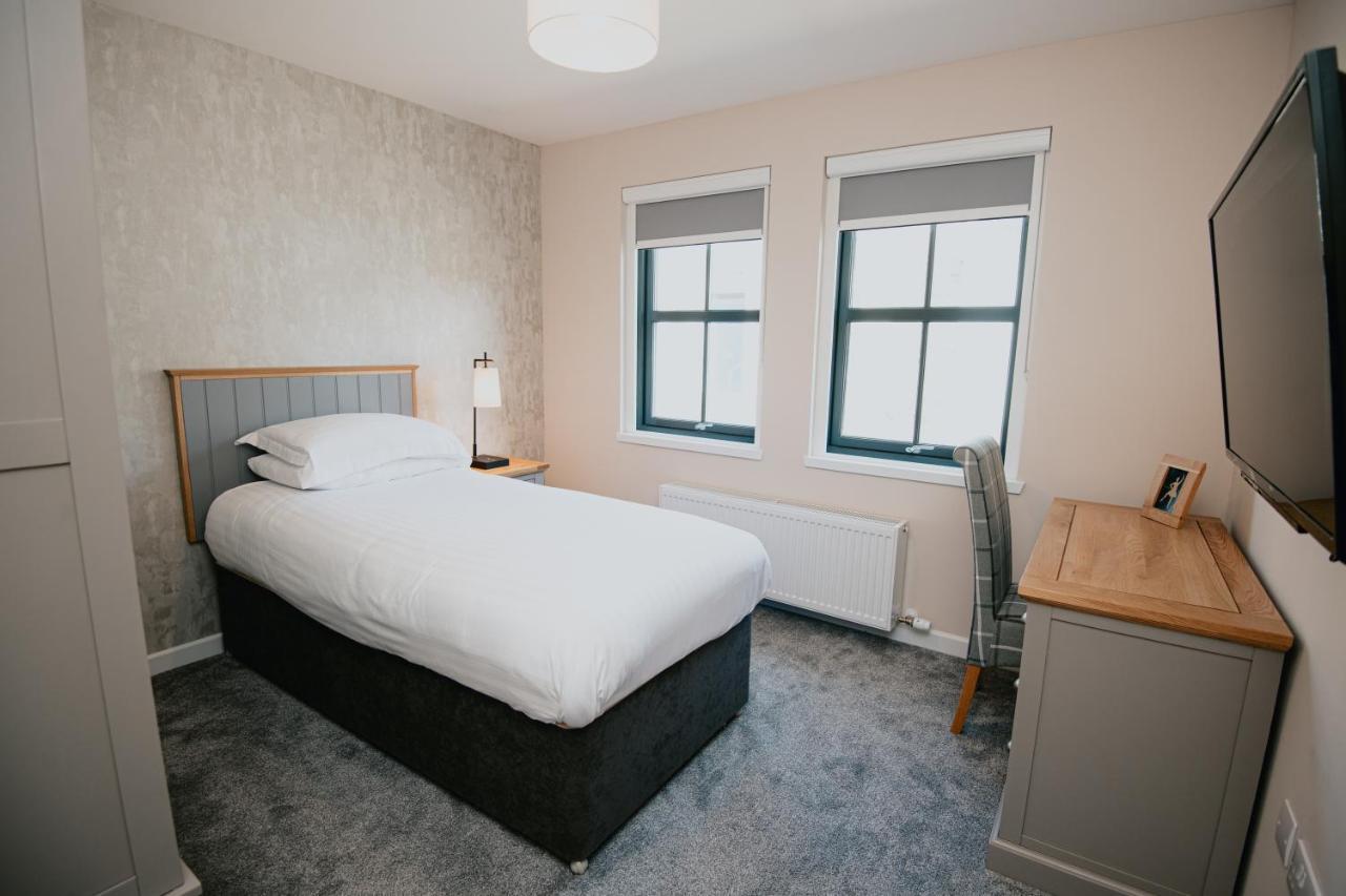 The Seafield Arms Hotel Cullen - Self Catering Bagian luar foto
